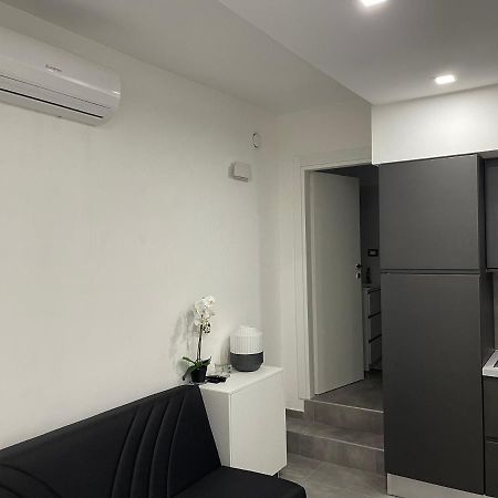 B&B Porto 60 Salerno Bagian luar foto