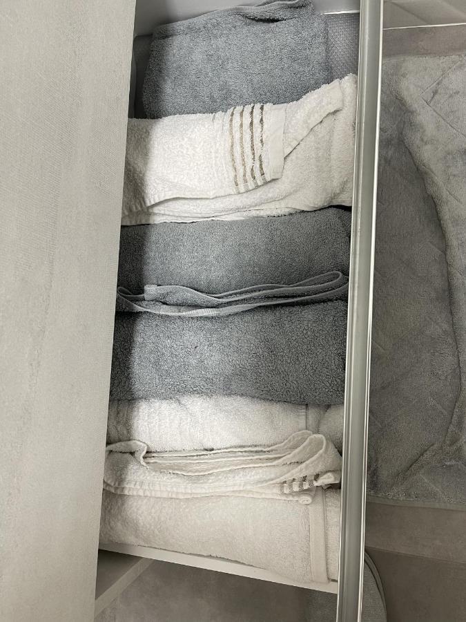 B&B Porto 60 Salerno Bagian luar foto